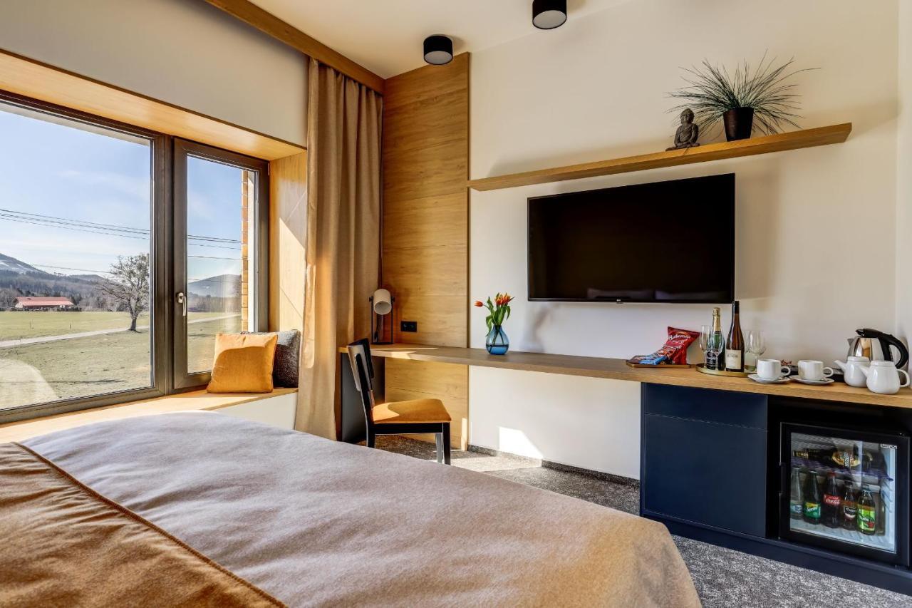 Hotel Maralak Кунчице под Ондрейнікем Екстер'єр фото