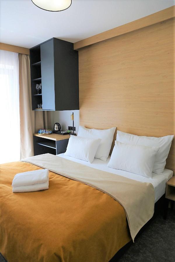 Hotel Maralak Кунчице под Ондрейнікем Екстер'єр фото